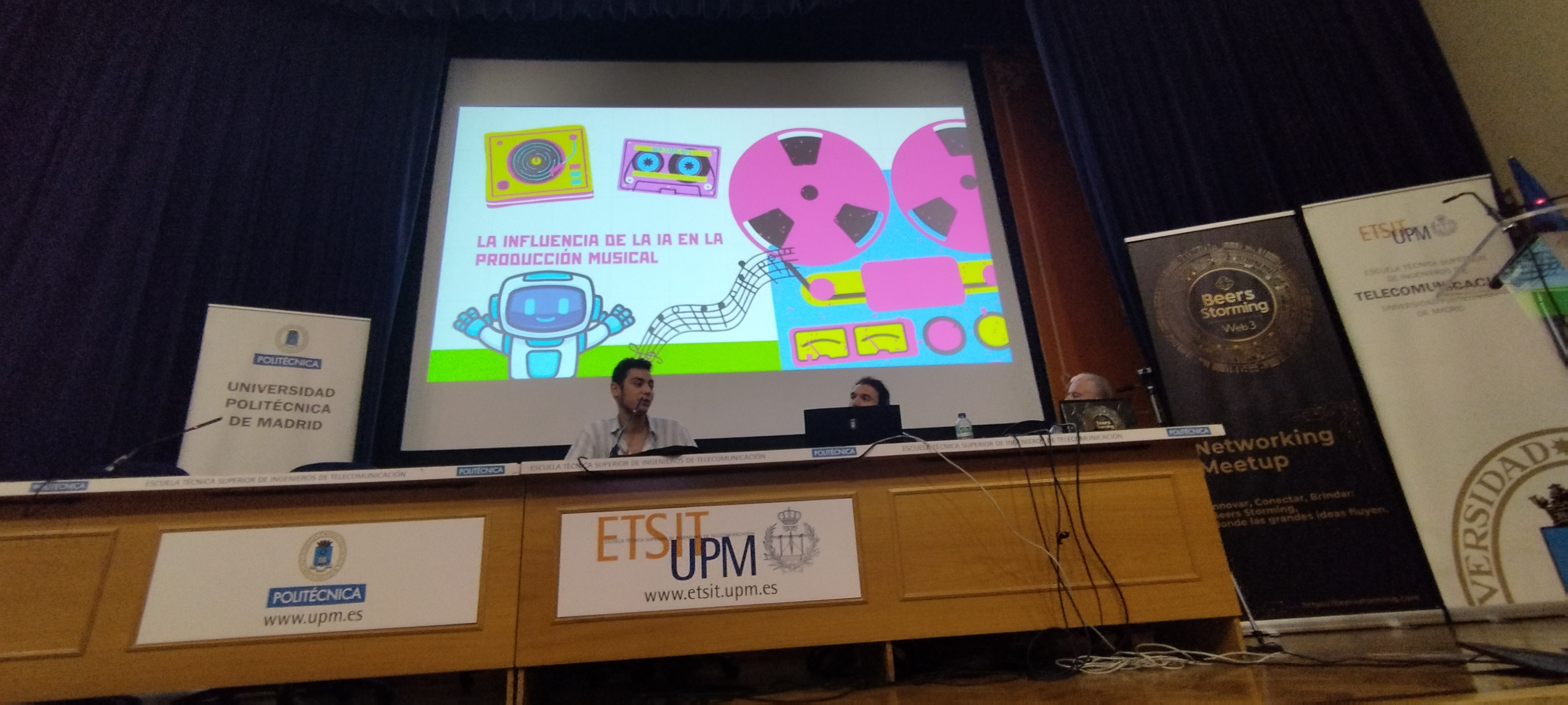 Resumen del evento: "Influencia de la Inteligencia Artificial en la Industria Musical"